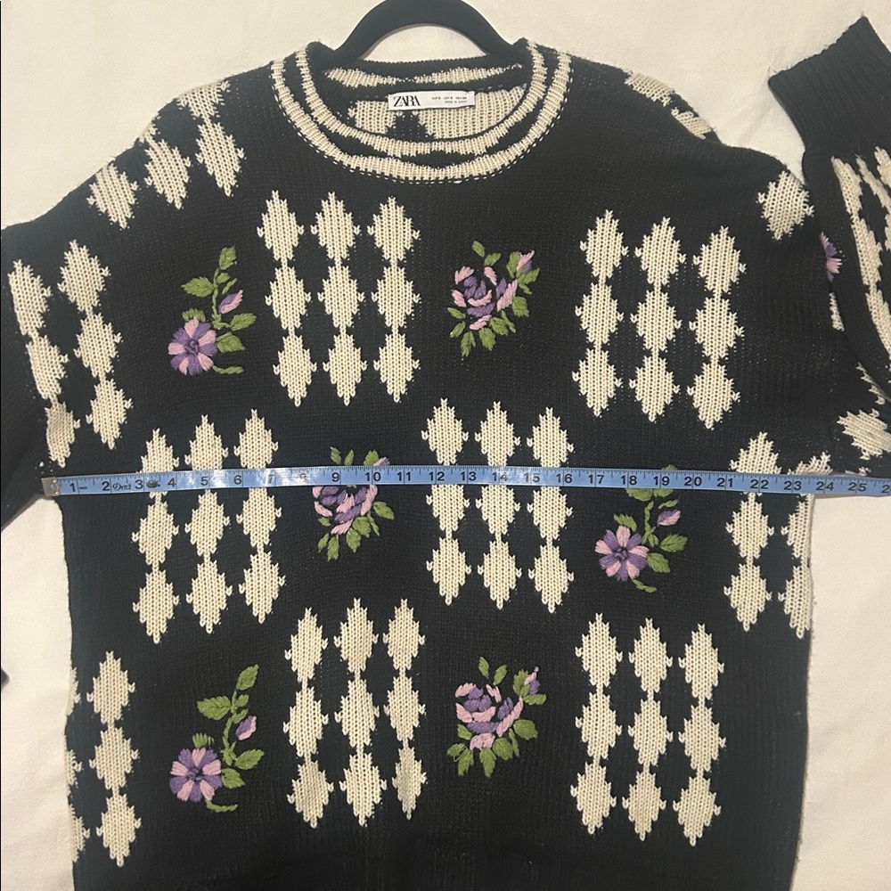 Zara Black and White Sweater with Purple Floral Design - Picture 8 of 8